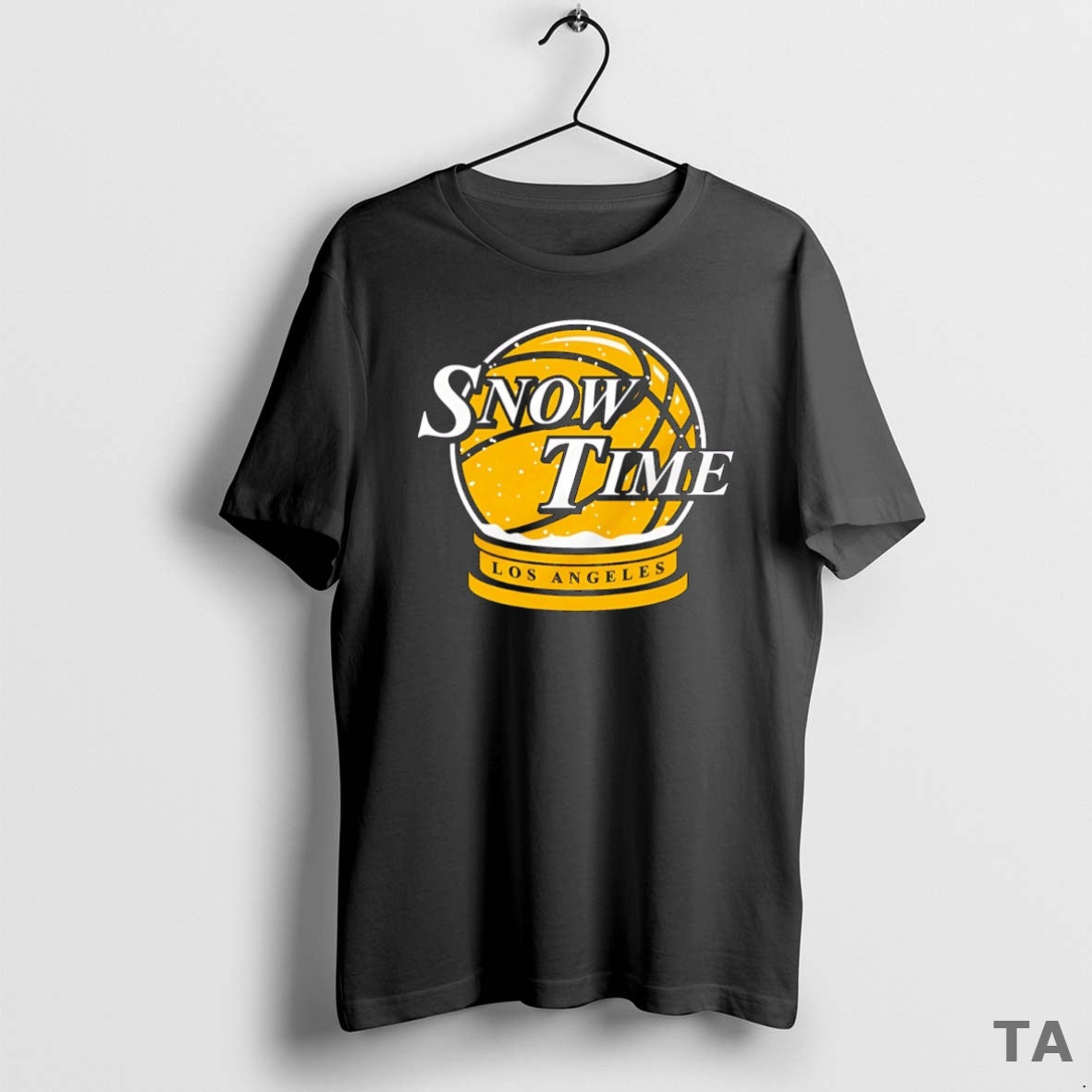 Top Los Angeles Lakers Snowtime Snow Globe T Shirt Sweater